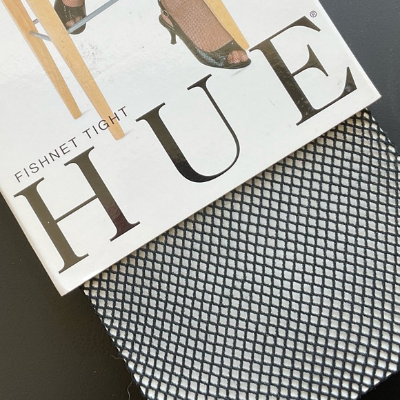 🌸3/$25 NWT 🦋 HUE Black Fishnet tights | Size 2 - Picture 3 of 8